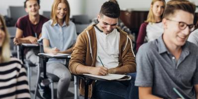 6 مهارات يجب على المراهق تعلمها قبل الدخول للجامعة