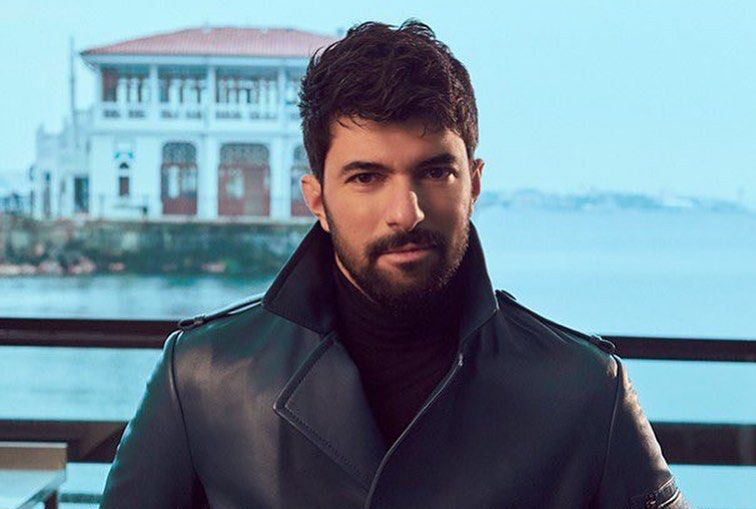 انجين اكيوريك