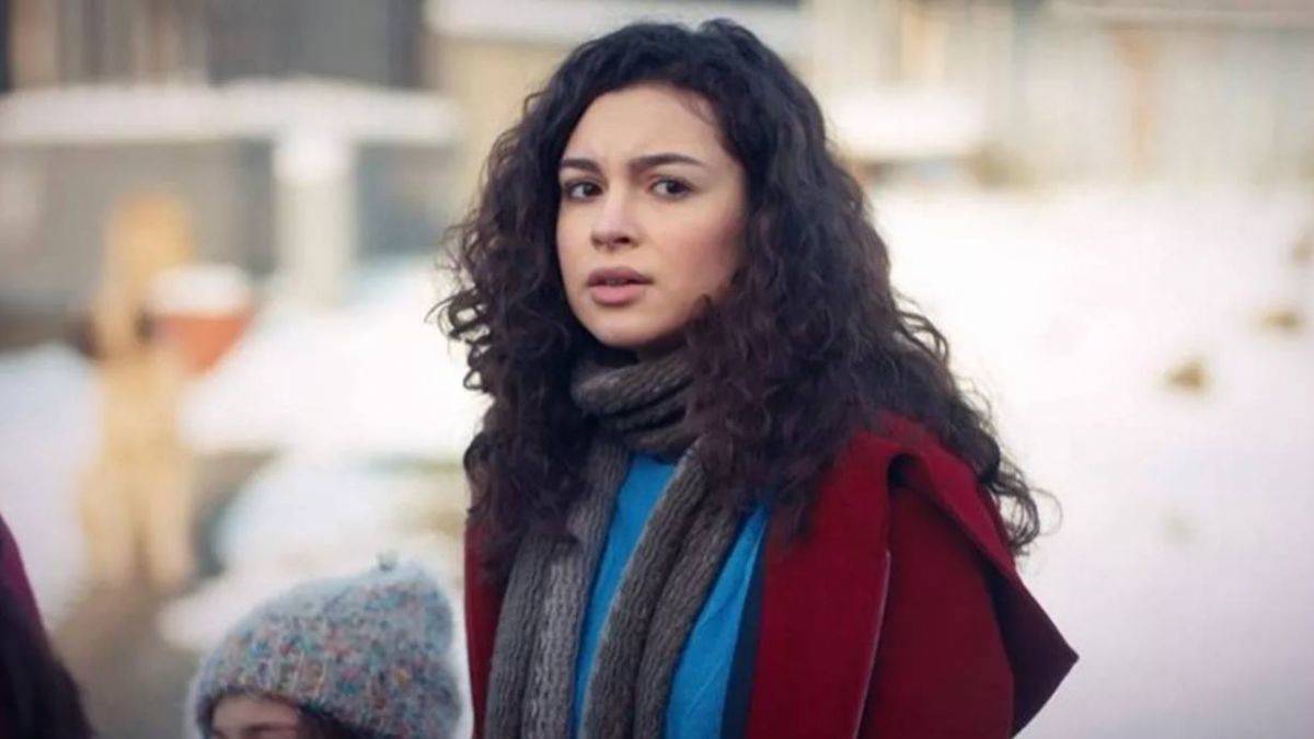 سو بورجو يازجي Su Burcu Yazgı