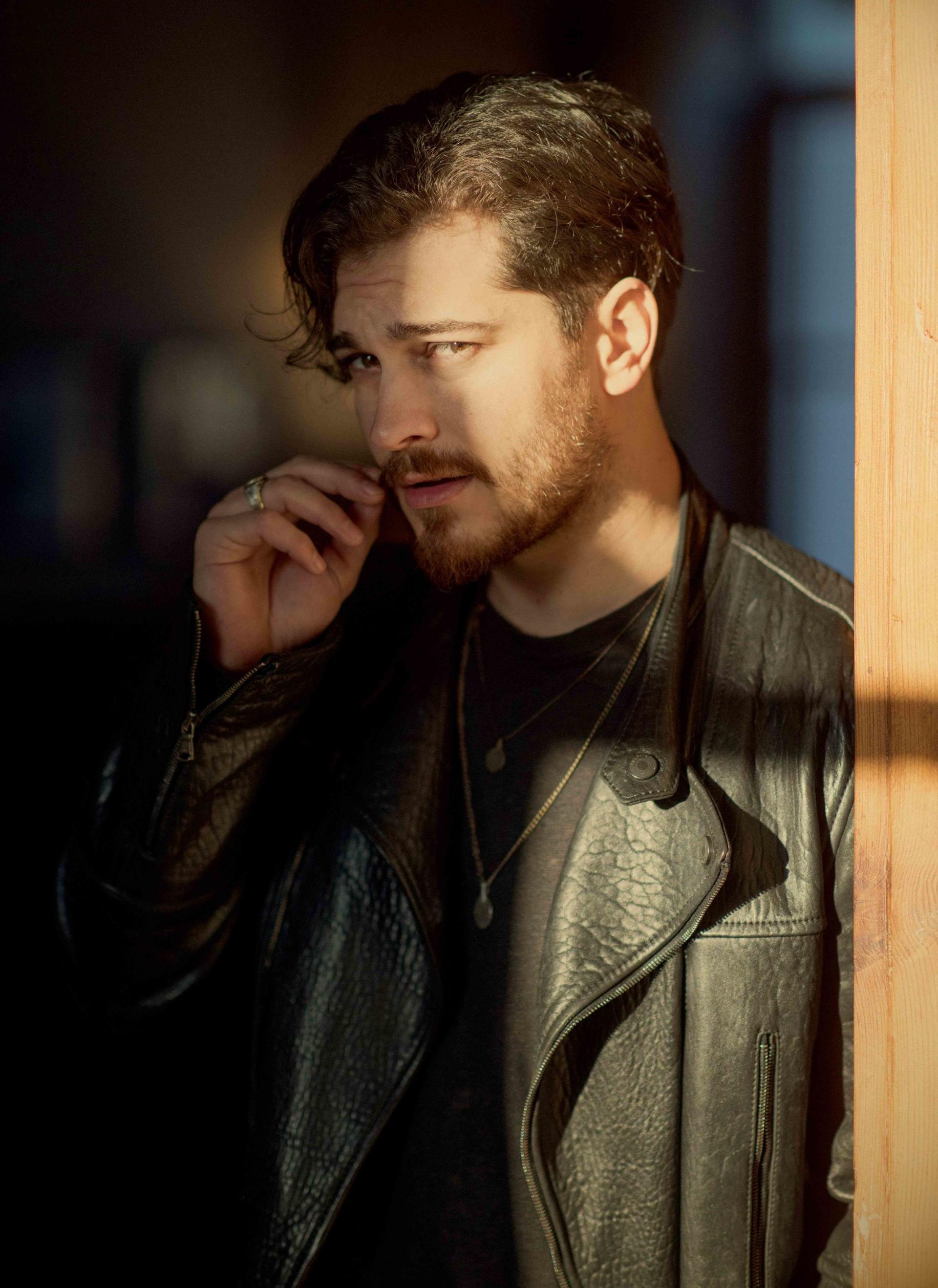 شاتاي اولسوي Çağatay Ulusoy