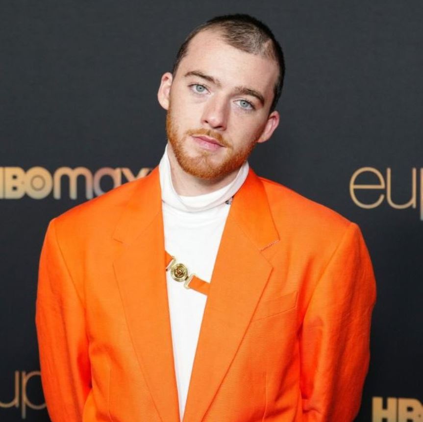 انغوس كلاود