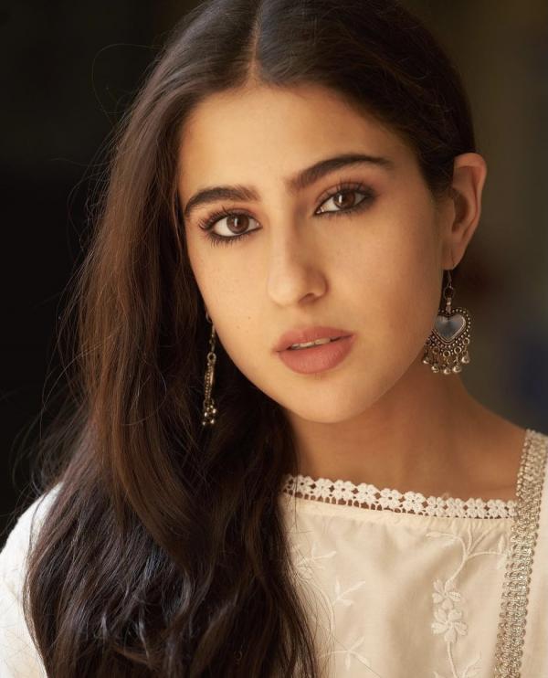 سارة على خان