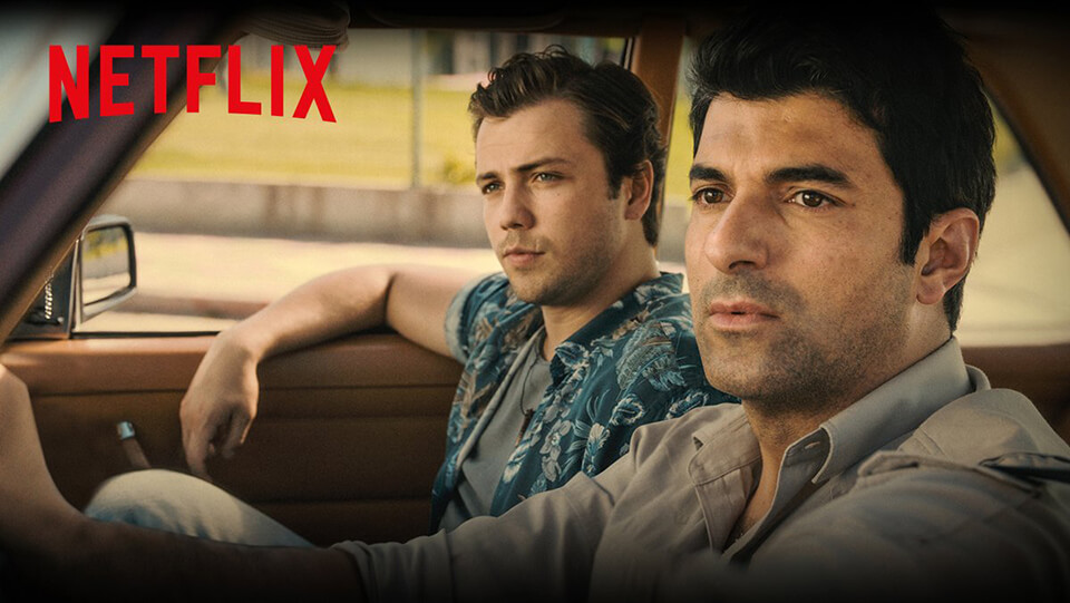 إنجين أكيوريك Engin Akyürek و تولغا ساريتاش Tolga Saritas من فيلم ليكن طريقك مفتوحًا Yolun Açik Olsun