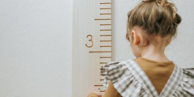 أطعمة تزيد من طول طفلك.. تعرفي عليها