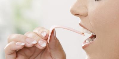 الآثار السلبية والايجابية لمضغ العلكة