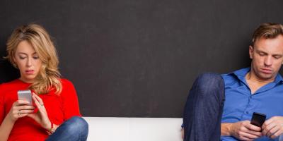 الأزواج المملون الأكثر سعادة.. وهذه هي الأسباب!