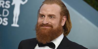 نجم Game of Thrones يعلن إصابته بالفيروس ويوجه رسالة تحذيرية