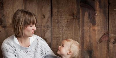 متى يصبح الطفل الرضيع قادرًا على معرفة اسمه؟