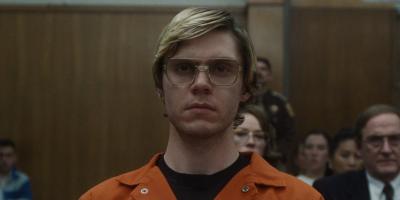 مسلسل الرعب DAHMER يتصدر نتفليكس .. قصة جيفري دامر أشهر قاتل متسلسل عنفًا