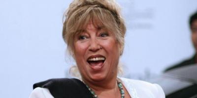 منى واصف: نصحوني بانتظار العريس في بداياتي.. واعشق قدري