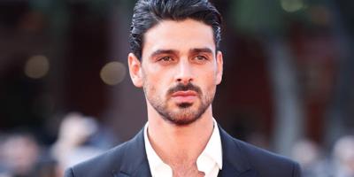 مصور كويتي يتصدر الترند في الهند بسبب نجم الفيلم الاباحي الايطالي ميكيلي موراني 