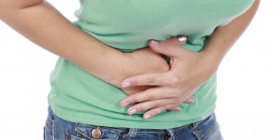 ليس سرطانًا.. 5 أسباب شائعة لوجود الدم في البراز