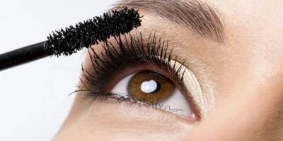 إليكِ أفضل سيروم لنمو الرموش