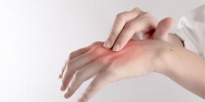 ما هي أسباب تورم الأصابع وكيفية علاجها؟