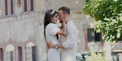 هاندا ارتشيل تنتظر كرم بورسين لأكثر من نصف ساعة.. والأخير متحمس لرؤيتها