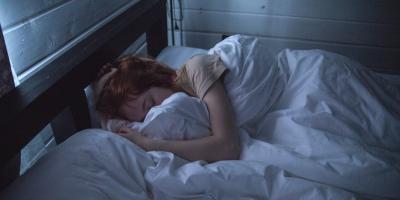 اعشاب تساعد على النوم ليلا