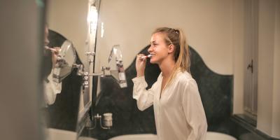 أسرع طريقة لتبييض الأسنان الصفراء