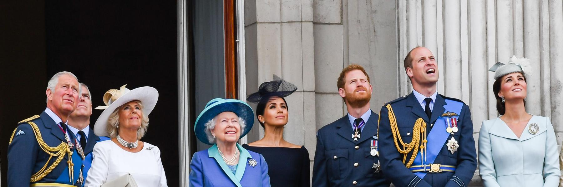 هل ستدعو الملكة إليزابيث "هاري وميغان" لحضور احتفالات اليوبيل البلاتيني؟