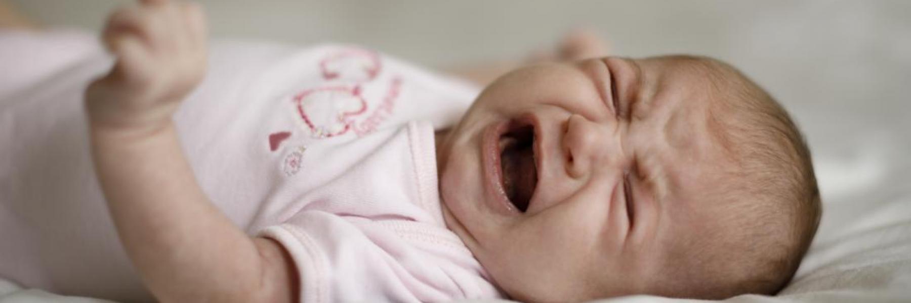 نصائح أمومة.. 7 أسباب غير تقليدية تمنع طفلك من النوم