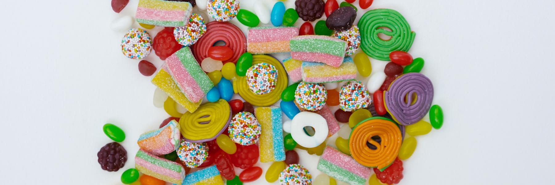 7 أسباب توضّح لماذا الكثير من السكر يضر بالصحة