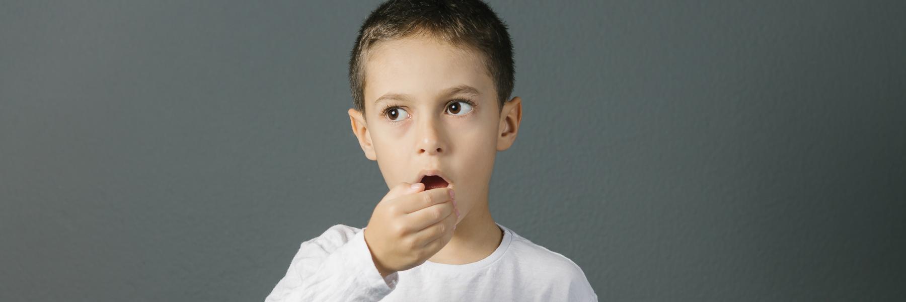أسباب رائحة فم الأطفال الكريهة وطرق علاجها بدون الأدوية‎