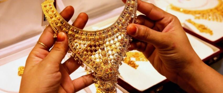 المجوهرات المجوهرات