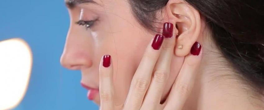 تدليك شحمة الأذن