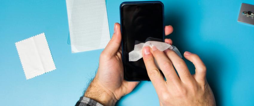 تنظيف الهاتف