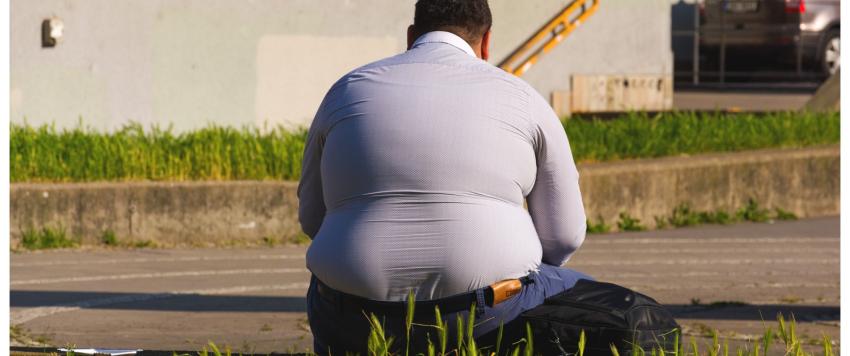 رجل سمين رجل سمين