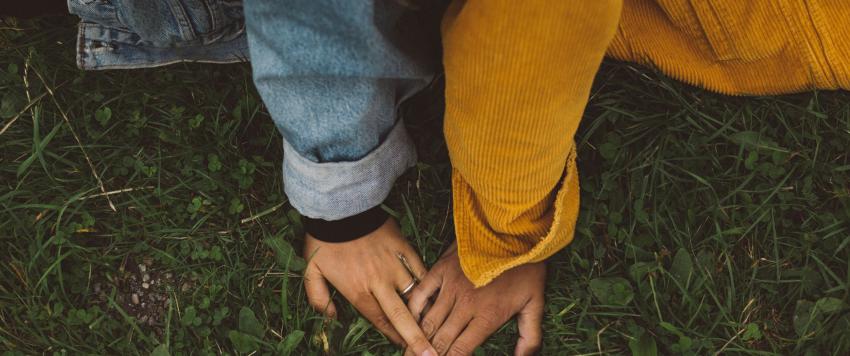 كيف تعرفين ما إذا كان شريكك يحتاج إلى الخصوصية بناءً على برجه؟