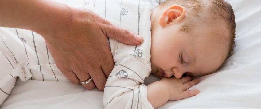 نوم الرضيع