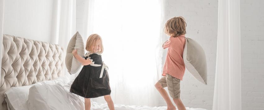 أشياء يمكنك فعلها مع أطفالك للتأقلم على الحياة بدون دراسة