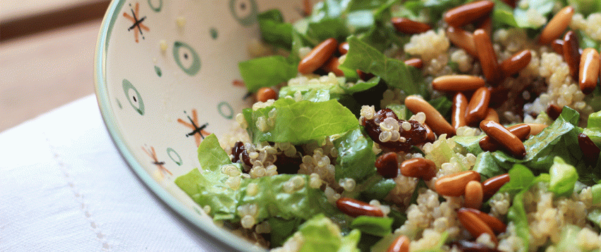سلطة الكينوا بالدجاج