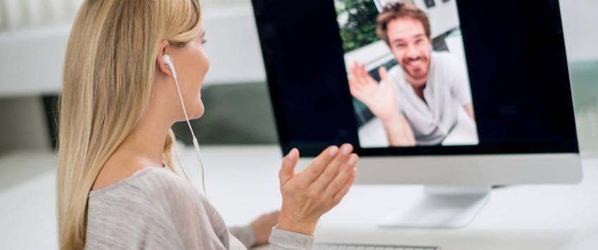 المواعدة عبر الفيس 