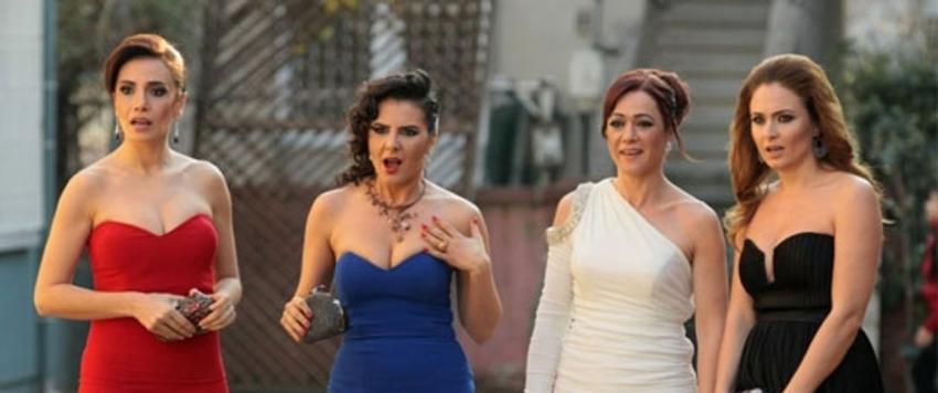 نساء حاشرات