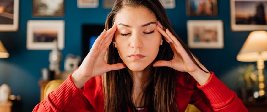 الإفراط في التفكير سمُ اتخاذ القرارات.. كيف أقلل من التحليل المستمر؟