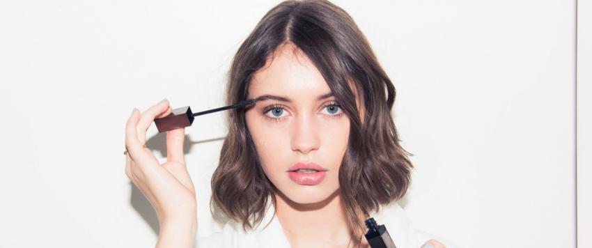 إليك كيفية الحصول على مظهر الـ "no make-up makeup"