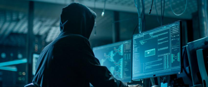  بينها "نيويورك تايمز و"رويترز".. برامج التجسس الإسرائيلية تخترق هواتف الصحفيين حول العالم