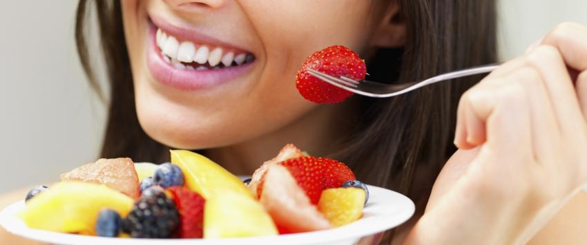 وجبات صحية خفيفة مفيدة في مرحلة المراهقة