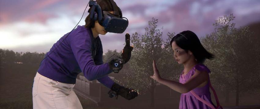 أم كورية تلتقي بابنتها بعد مماتها من خلال العالم الإفتراضي