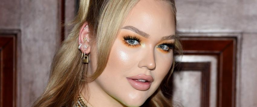 سرقة منزل اليوتيوبر المتحولة جنسيًا نيكي دي جاجر وخطيبها تحت تهديد السلاح