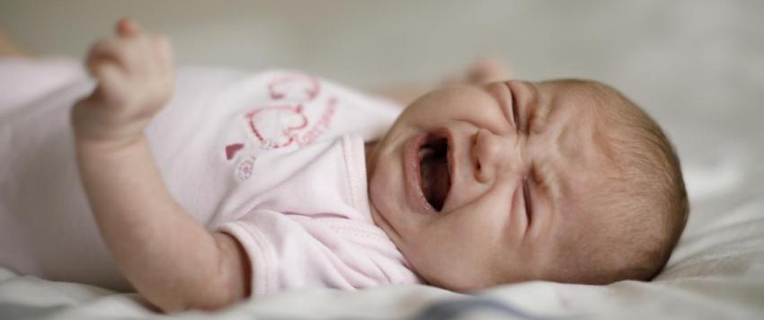 نصائح أمومة.. 7 أسباب غير تقليدية تمنع طفلك من النوم