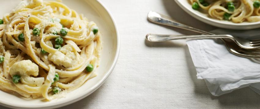 تونة بالفطر وصلصة ألفريدو