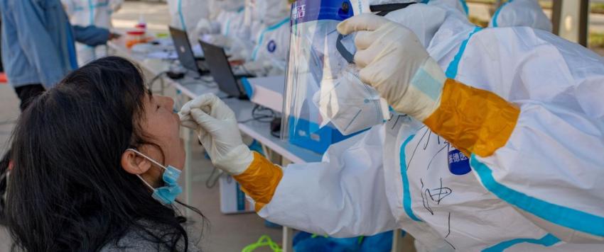 كيف نتعامل مع حالة القلق الصحي والخوف من العدوى في ظل انتشار فيروس كورونا؟