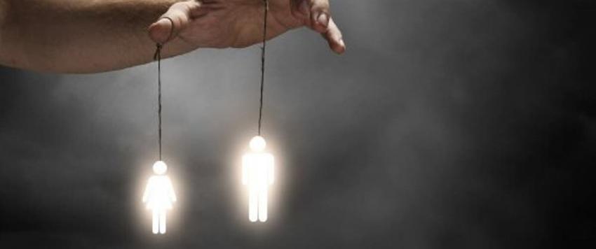 الشخصيات التي تحب التلاعب