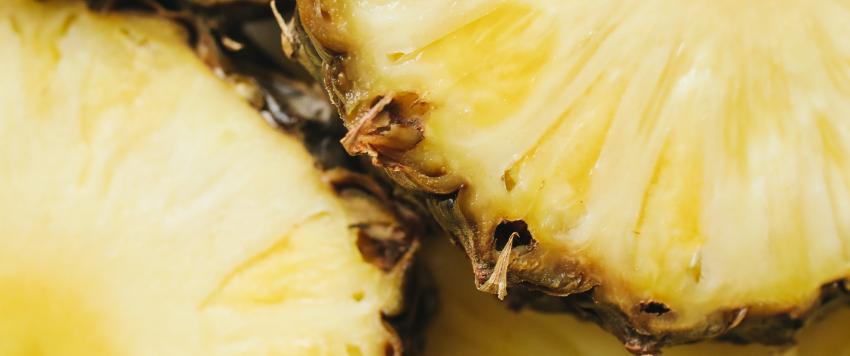 هل خلط الأناناس مع الحليب يمكن أن يكون سامًا؟ 