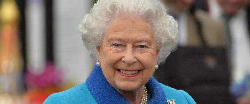 الملكة إليزابيث