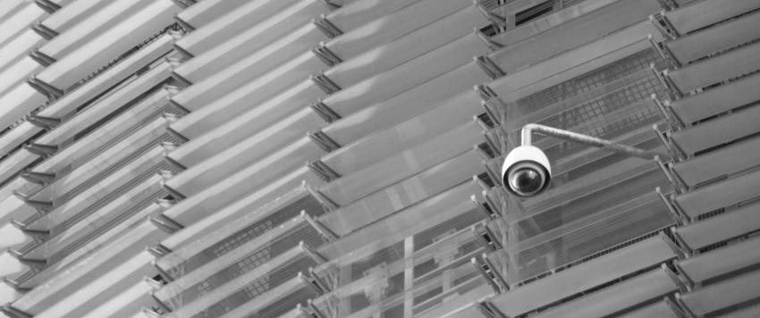 8 أشياء في منزلك يمكنها التجسس عليك