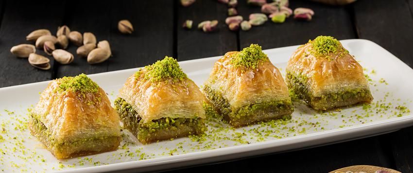 بقلاوة بالفستق الحلبي