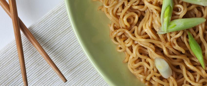 أطعمة تجلب الحظ في العام الصيني الجديد